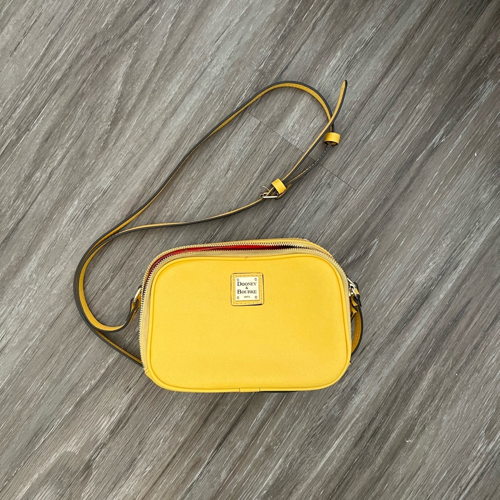 dooney & bourke purse